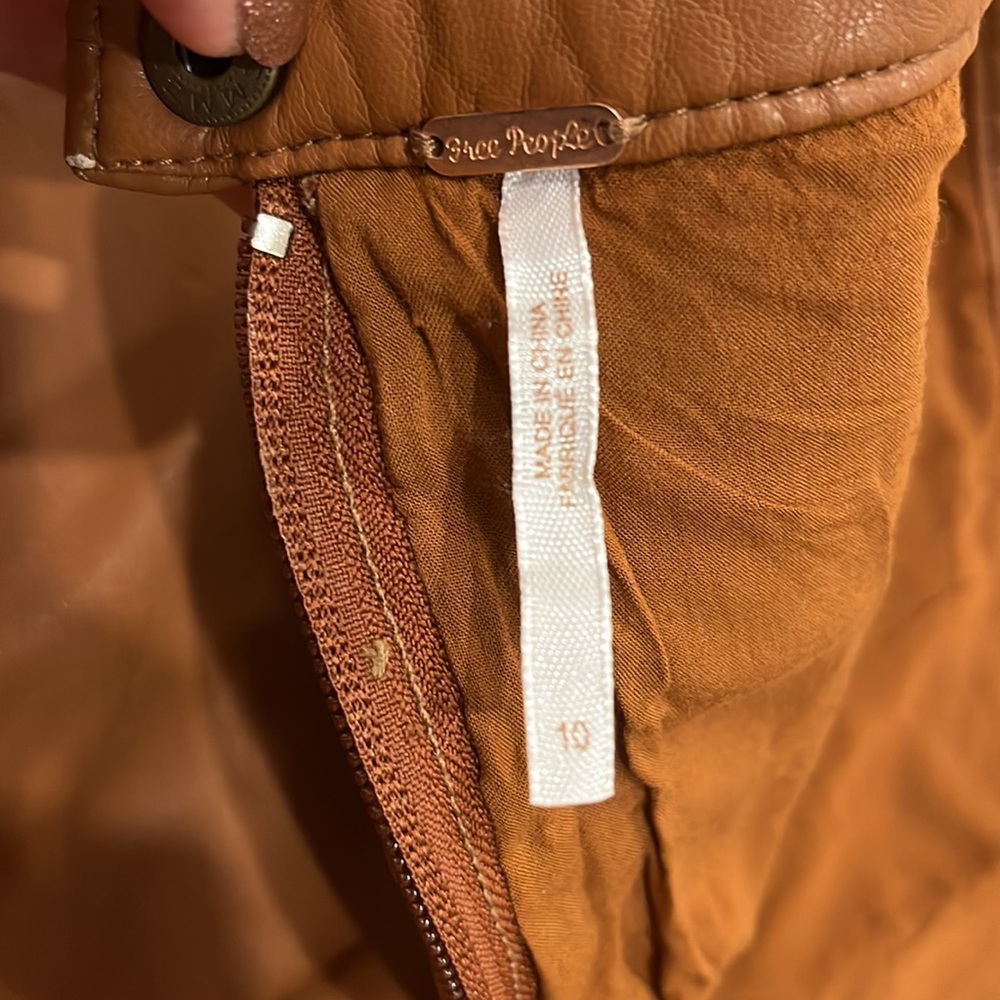 FREE PEOPLE Midnight Magic faux leather mini skirt in cognac. Size 10. - Picture 12 of 14